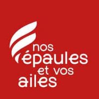 Logo nos épaules et vos ailes